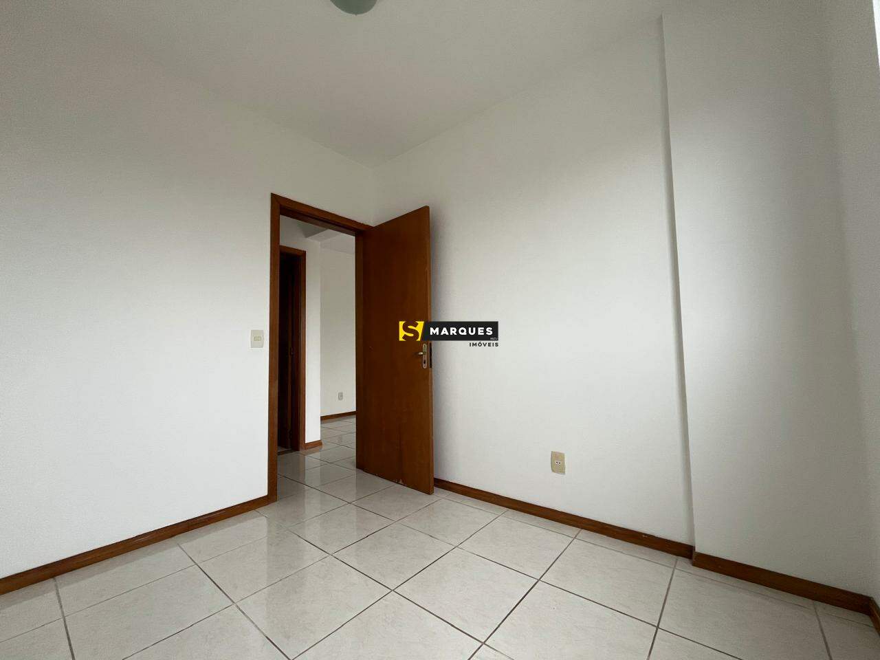 Apartamento para alugar com 2 quartos, 60m² - Foto 13