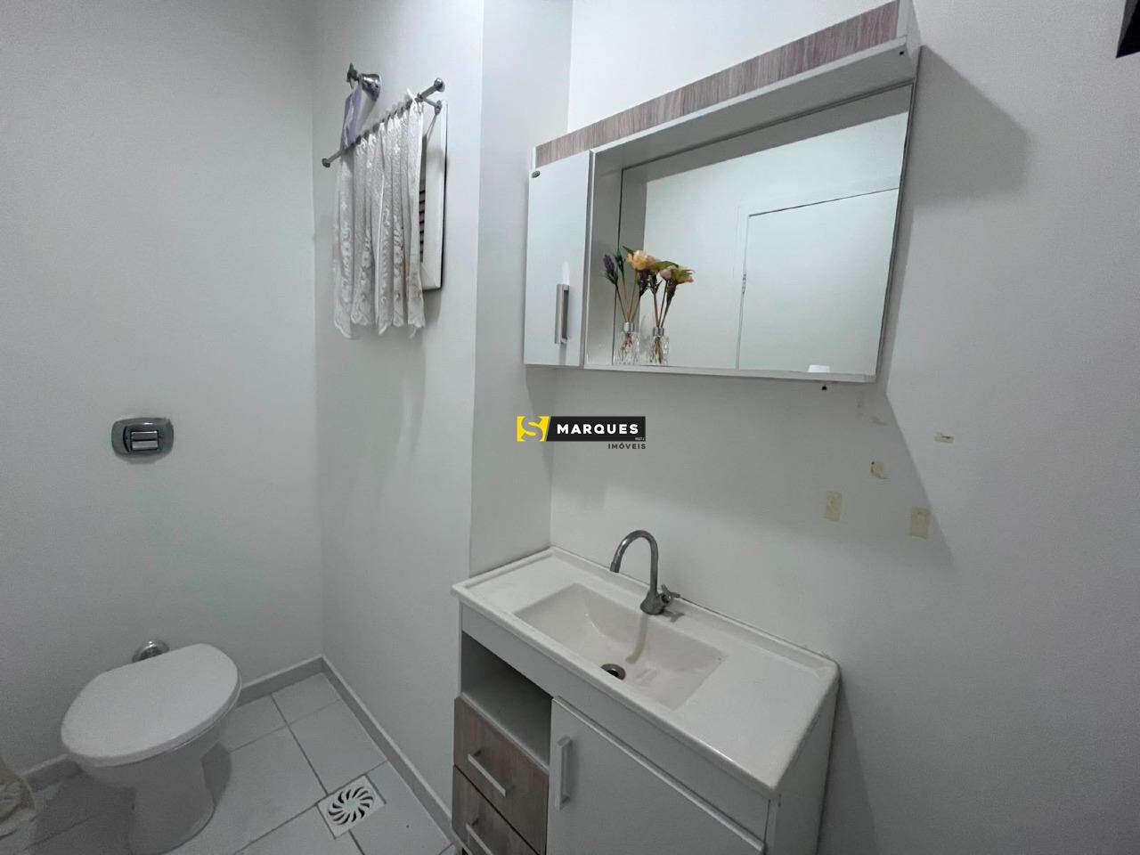 Sala Comercial de 40m² no bairro Centro, em Joinville | Eu Corretor