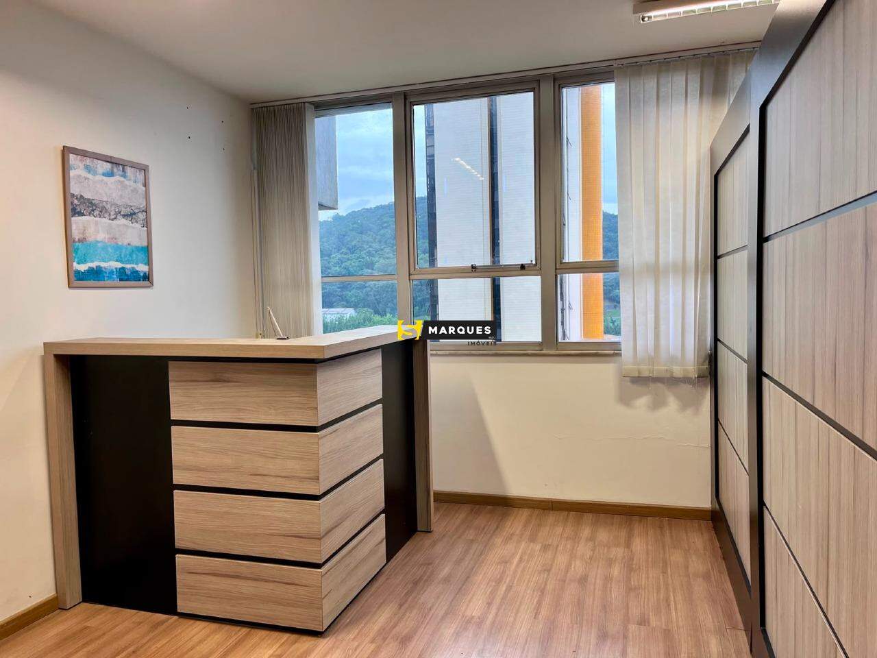 Sala Comercial de 40m² no bairro Centro, em Joinville | Eu Corretor