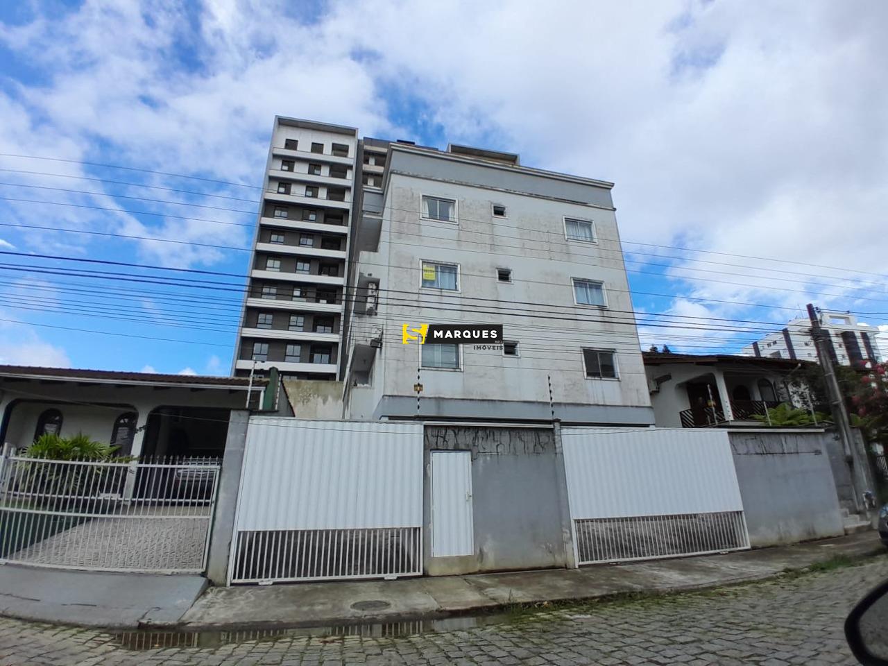 Apartamento à venda  no Anita Garibaldi - Joinville, SC. Imóveis