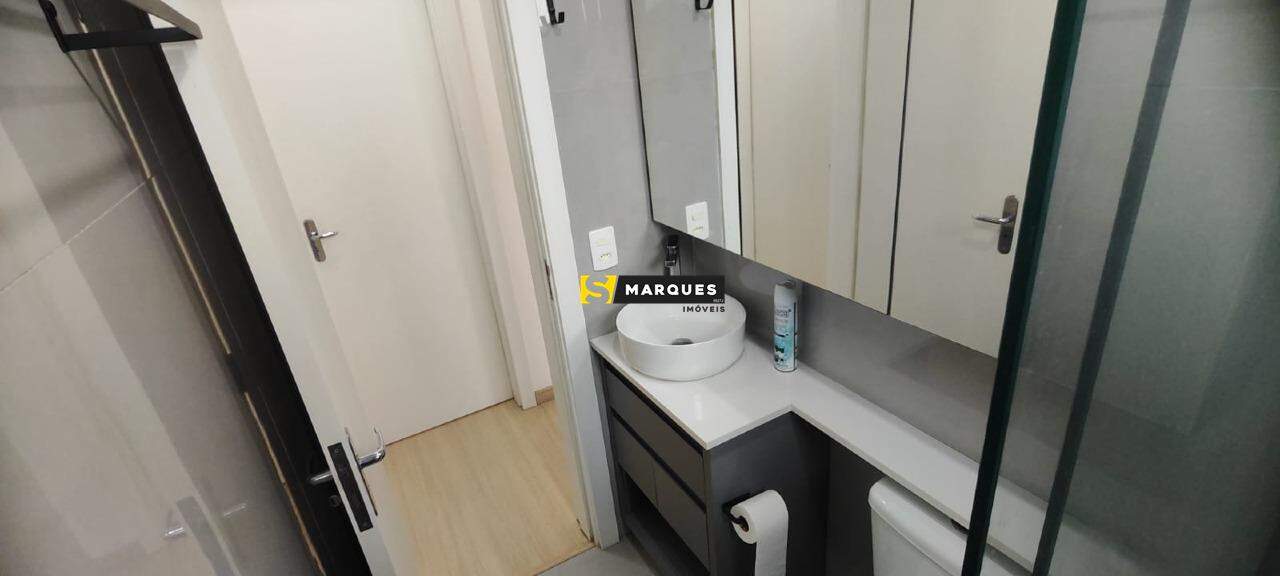 Apartamento com 2 Dormitórios para alugar, 53 m² por R$ 2.300,00 Apartamento com 2 Dormitórios para alugar, 53 m² por R$ 2.300,00