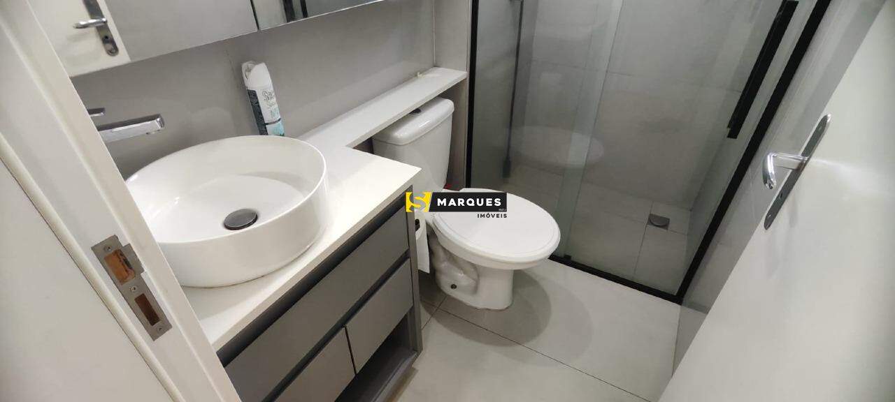 Apartamento com 2 Dormitórios para alugar, 53 m² por R$ 2.300,00 Apartamento com 2 Dormitórios para alugar, 53 m² por R$ 2.300,00