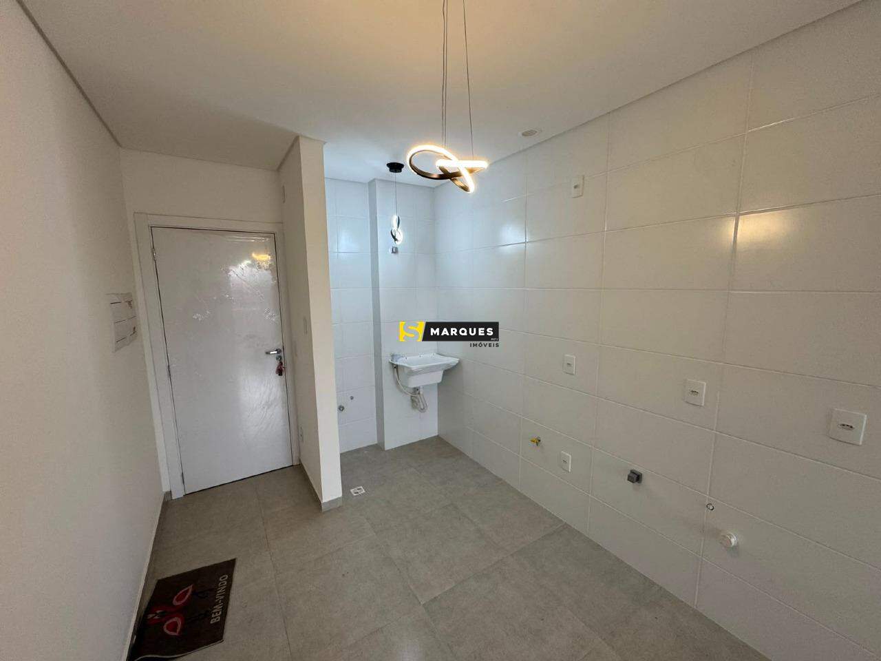 Apartamento com 2 Dormitórios para alugar, 57 m² por R$ 2.000,00 Apartamento com 2 Dormitórios para alugar, 57 m² por R$ 2.000,00