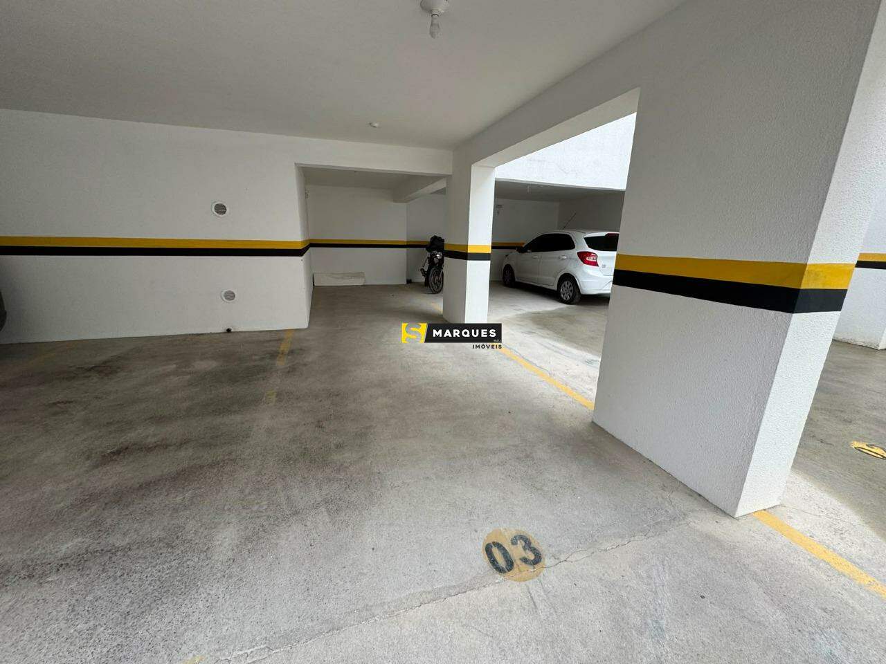 Apartamento com 2 Dormitórios para alugar, 57 m² por R$ 2.000,00 Apartamento com 2 Dormitórios para alugar, 57 m² por R$ 2.000,00