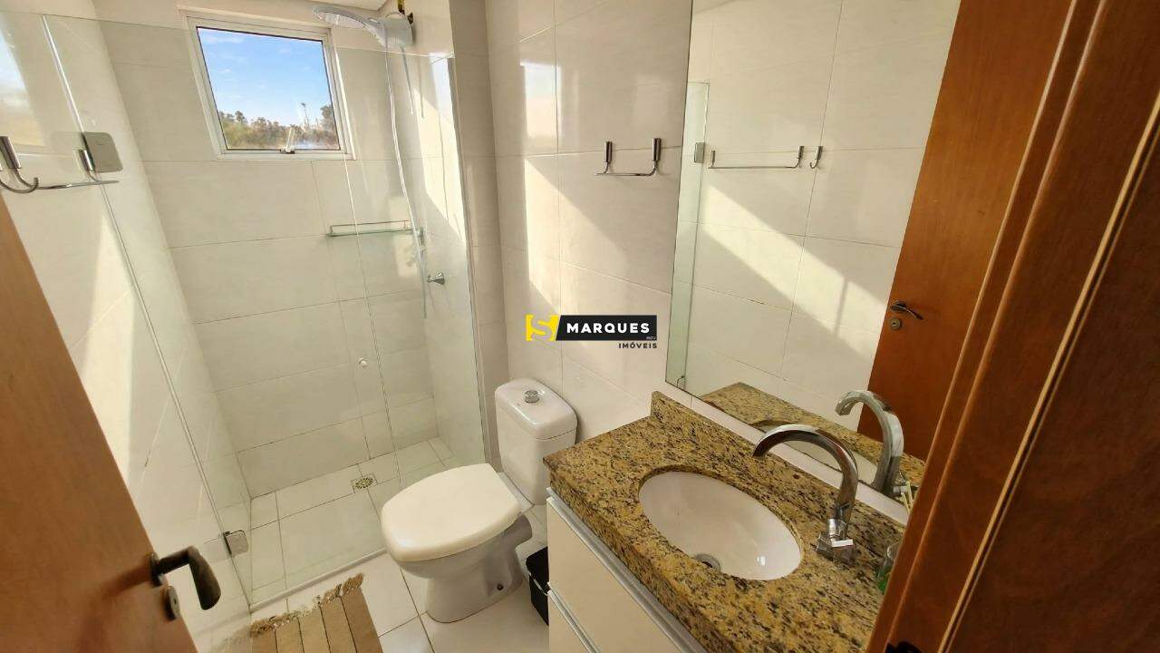 Apartamento com 2 Dormitórios para alugar, 68 m² por R$ 3.300,00 Apartamento com 2 Dormitórios para alugar, 68 m² por R$ 3.300,00
