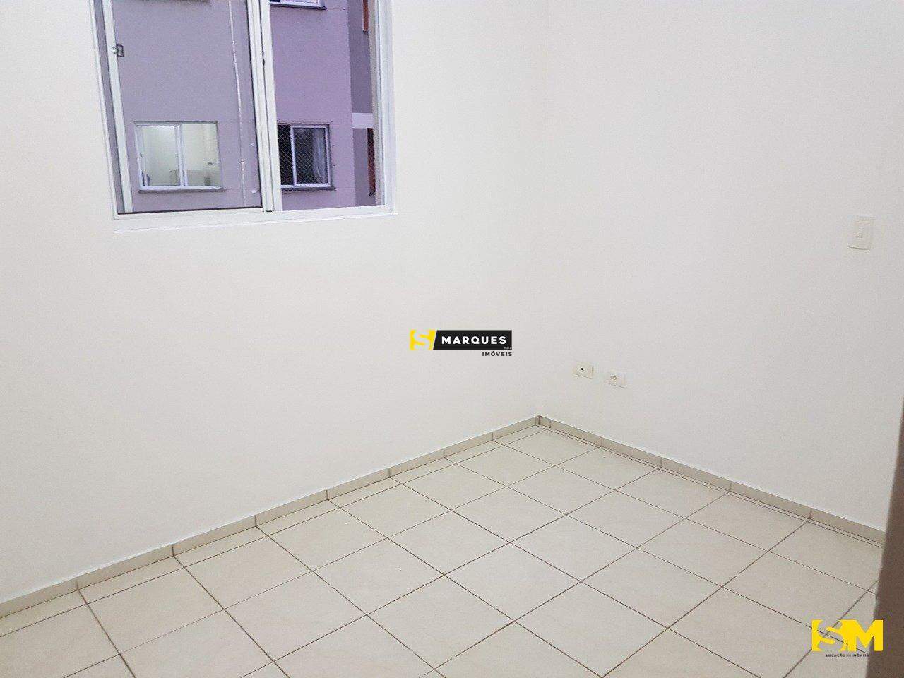 Apartamento para alugar com 2 quartos, 55m² - Foto 4