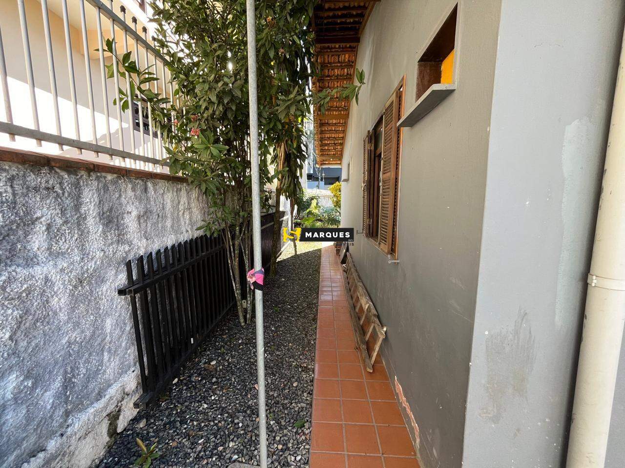 Casa para alugar com 3 quartos, 107m² - Foto 20