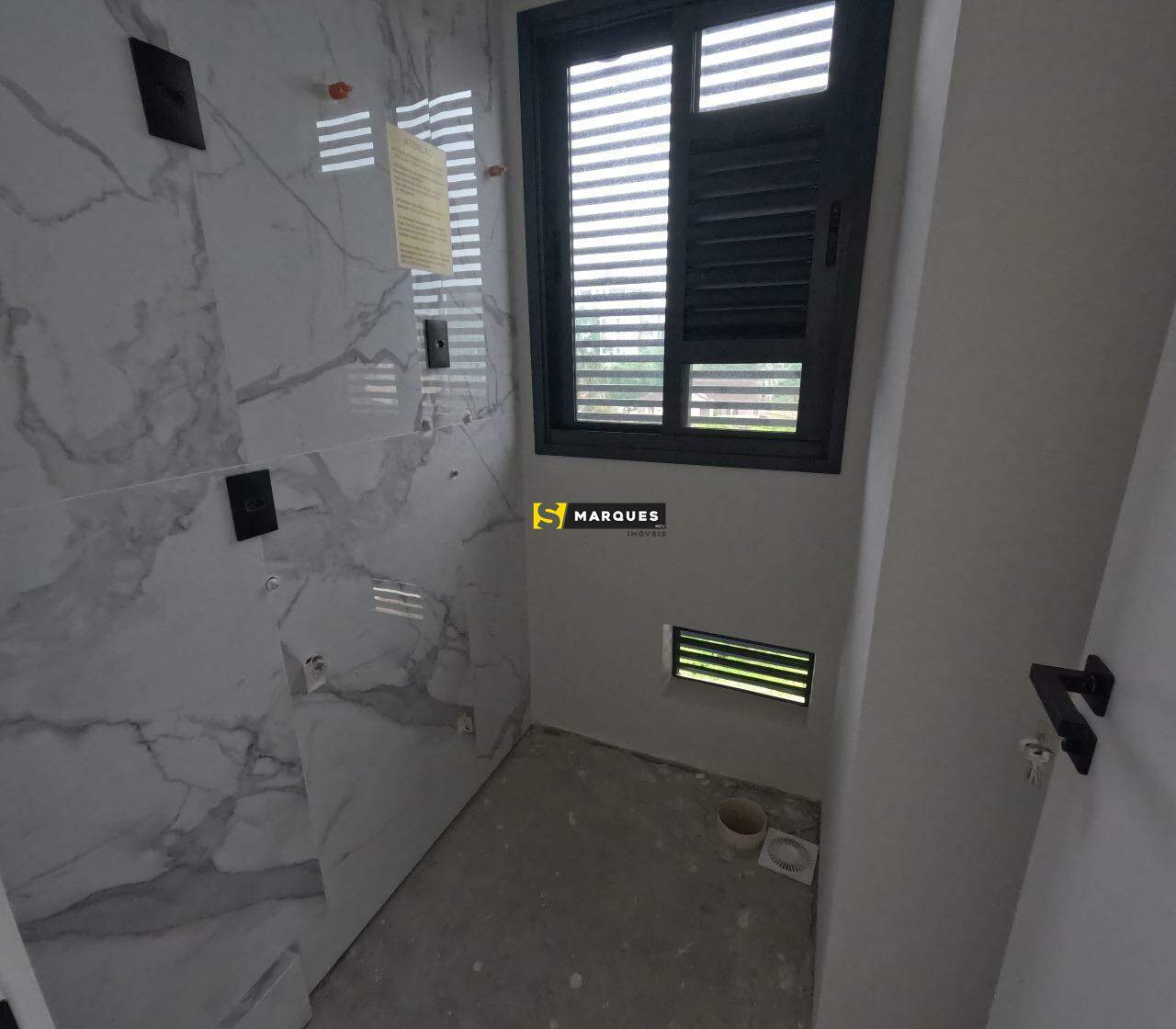 Apartamento à venda com 3 quartos, 113m² - Foto 6