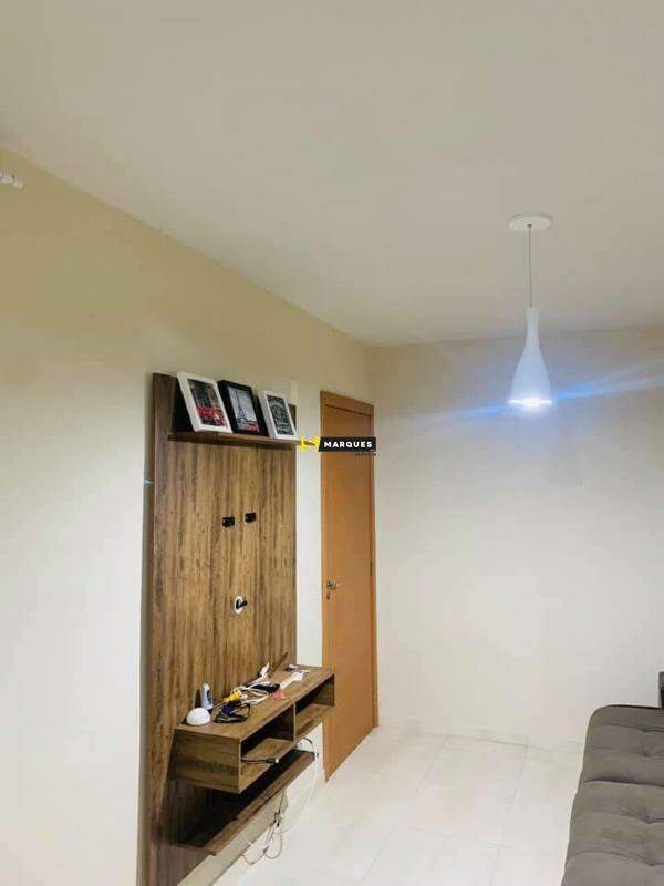 Apartamento para alugar com 2 quartos, 49m² - Foto 4