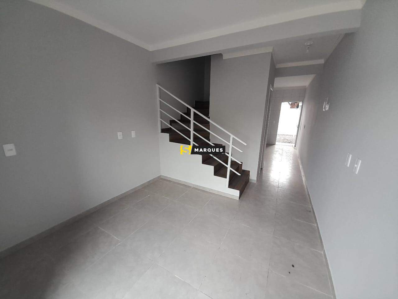 Casa para alugar com 2 quartos, 80m² - Foto 12