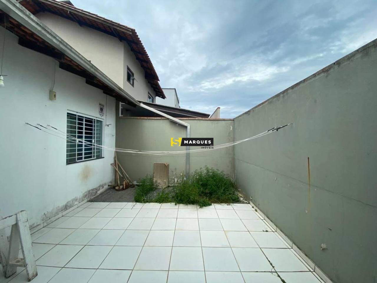 Casa à venda com 2 quartos, 63m² - Foto 12