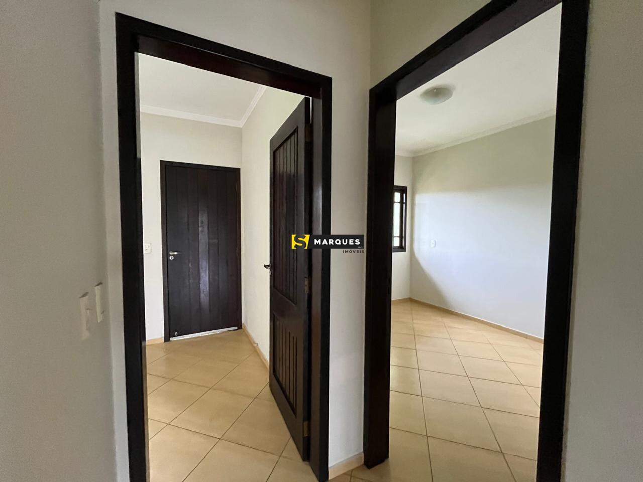 Geminado com 3 Dormitórios para alugar, 80 m² por R$ 2.800,00 Geminado com 3 Dormitórios para alugar, 80 m² por R$ 2.800,00