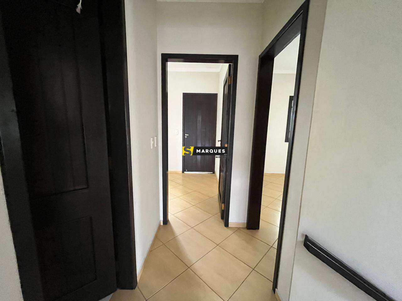 Geminado com 3 Dormitórios para alugar, 80 m² por R$ 2.800,00 Geminado com 3 Dormitórios para alugar, 80 m² por R$ 2.800,00