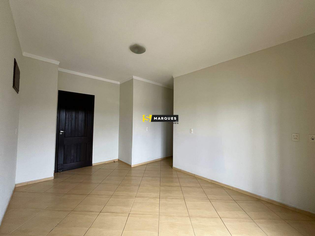 Geminado com 3 Dormitórios para alugar, 80 m² por R$ 2.800,00 Geminado com 3 Dormitórios para alugar, 80 m² por R$ 2.800,00