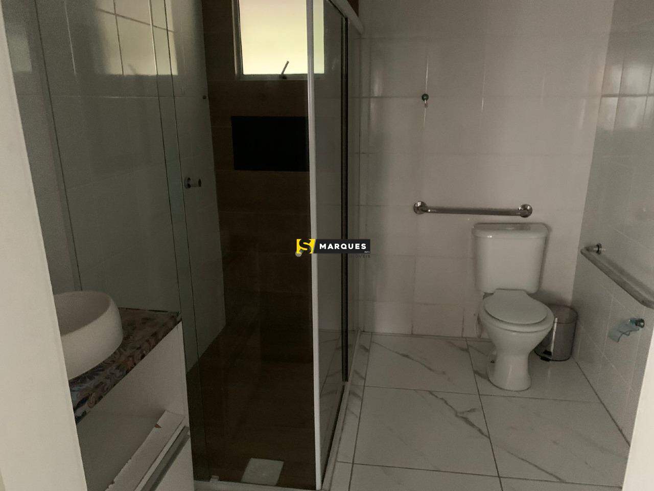 Casa para alugar com 2 quartos, 49m² - Foto 19