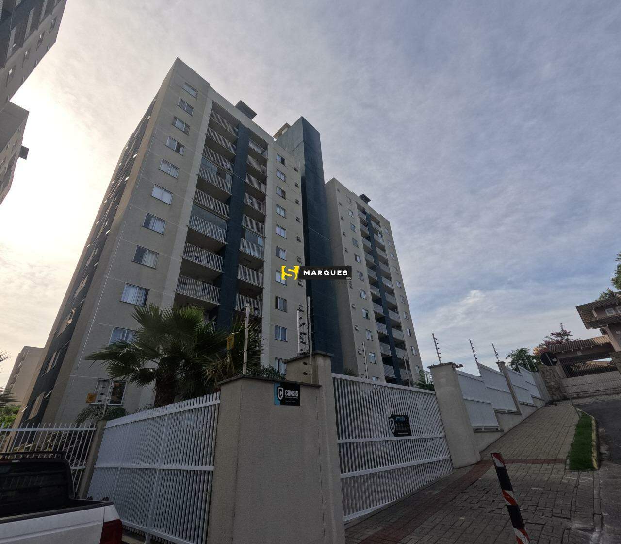 Apartamento para alugar com 2 quartos, 65m² - Foto 12