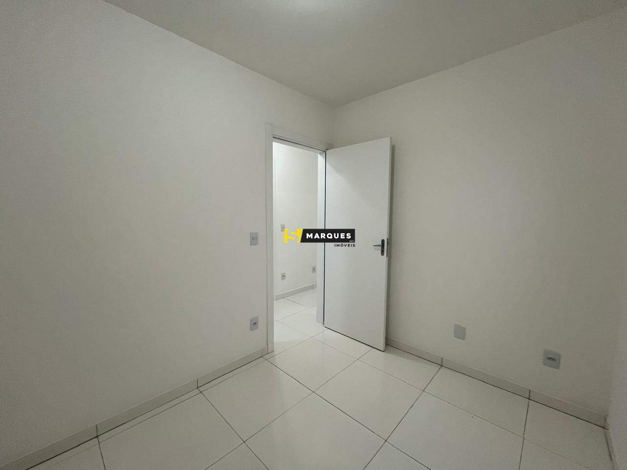Apartamento para alugar com 2 quartos, 46m² - Foto 12