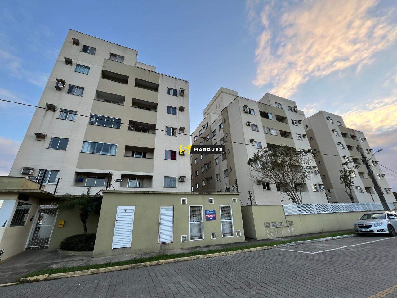 Apartamento para alugar  no Jarivatuba - Joinville, SC. Imóveis