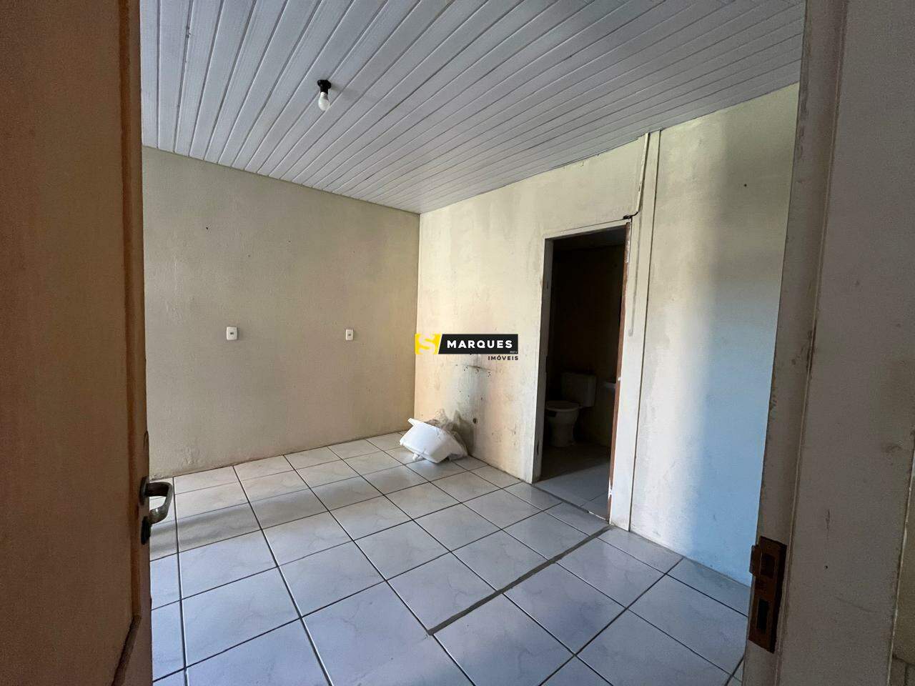 Geminado com 2 Dormitórios para alugar, 53 m² por R$ 1.150,00 Geminado com 2 Dormitórios para alugar, 53 m² por R$ 1.150,00