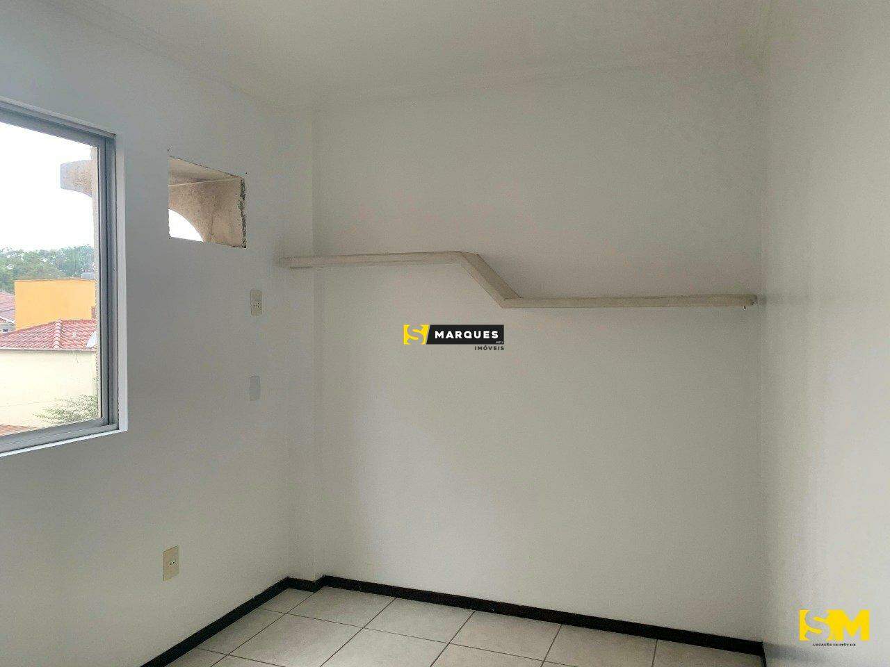 Apartamento para alugar com 2 quartos, 80m² - Foto 13