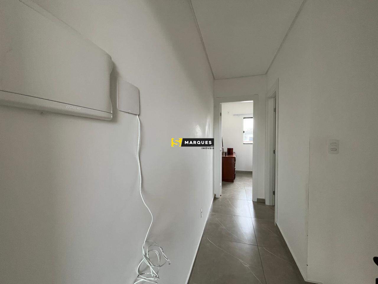 Casa para alugar com 2 quartos, 57m² - Foto 13