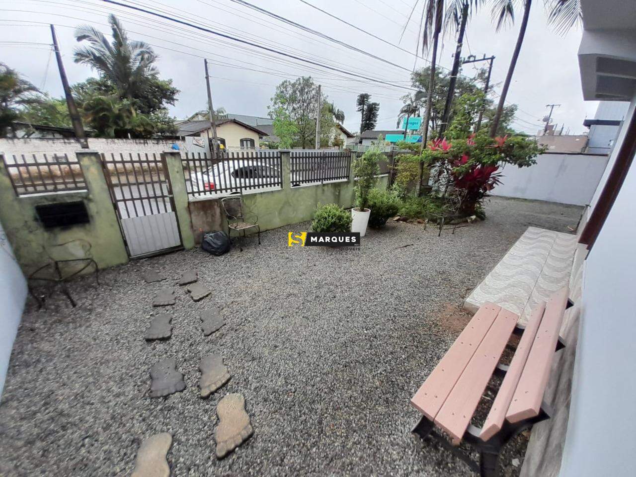 Sobrado à venda com 2 quartos, 182m² - Foto 4