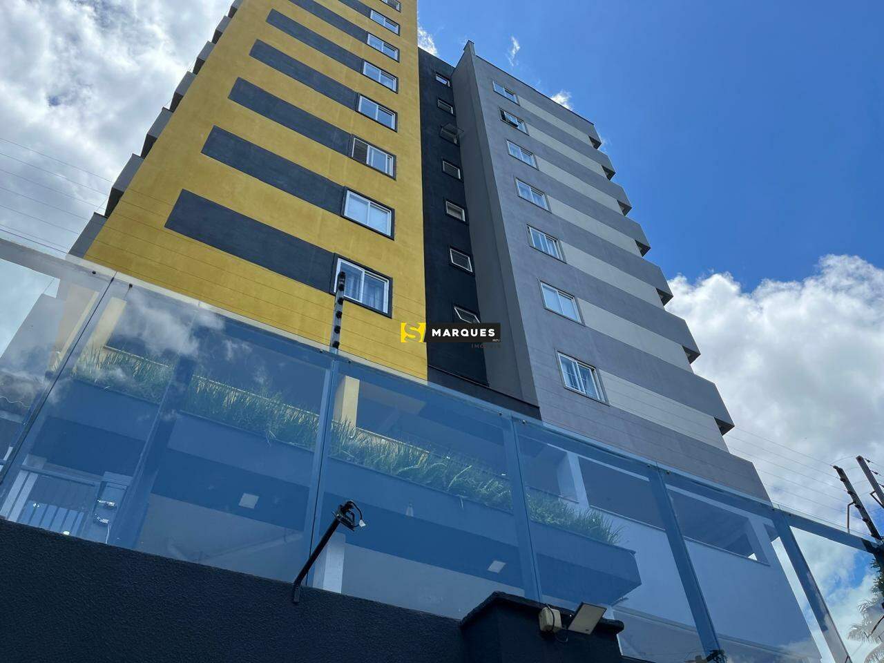 Apartamento para alugar  no Anita Garibaldi - Joinville, SC. Imóveis