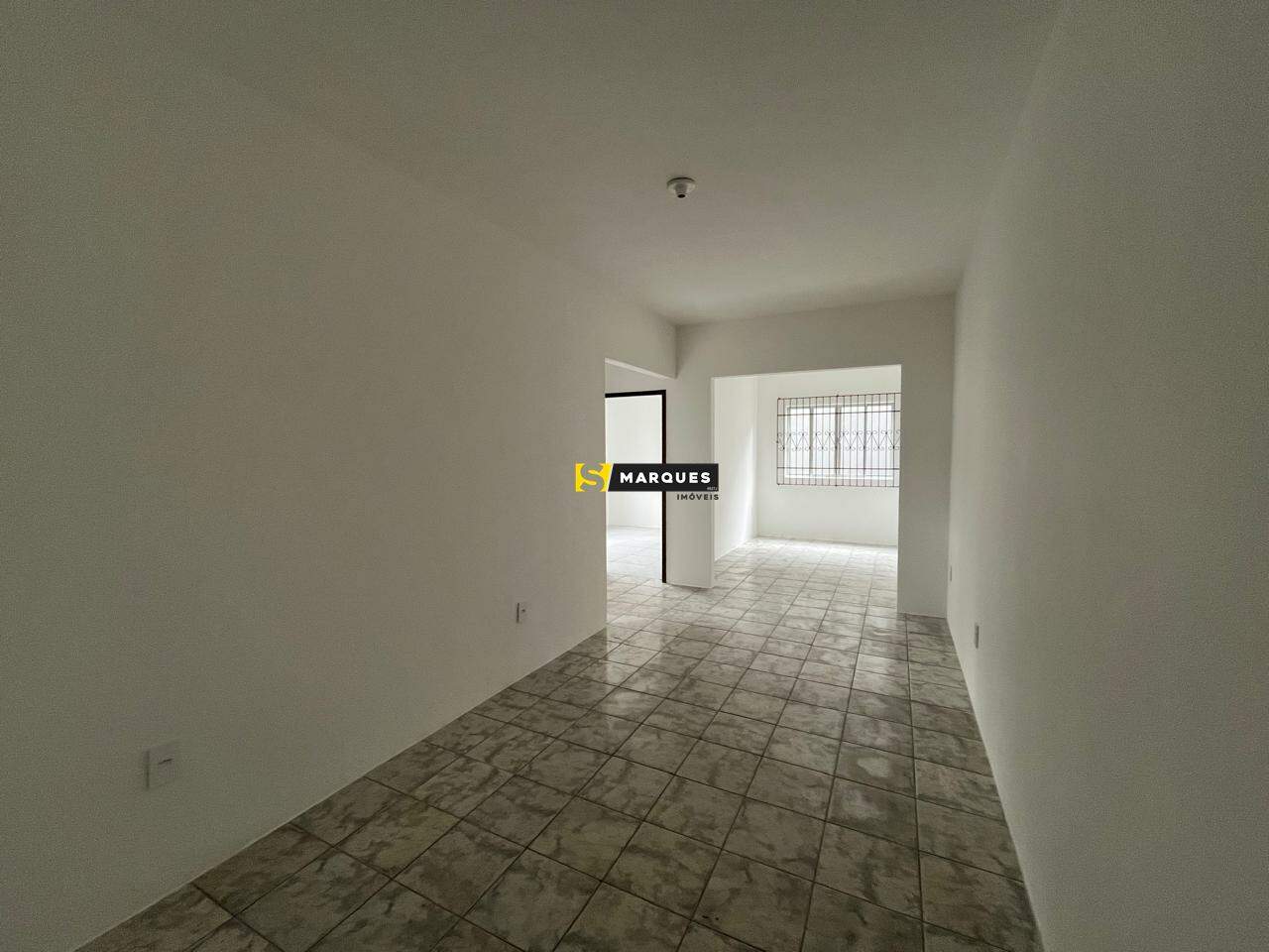 Apartamento para alugar com 2 quartos, 70m² - Foto 9