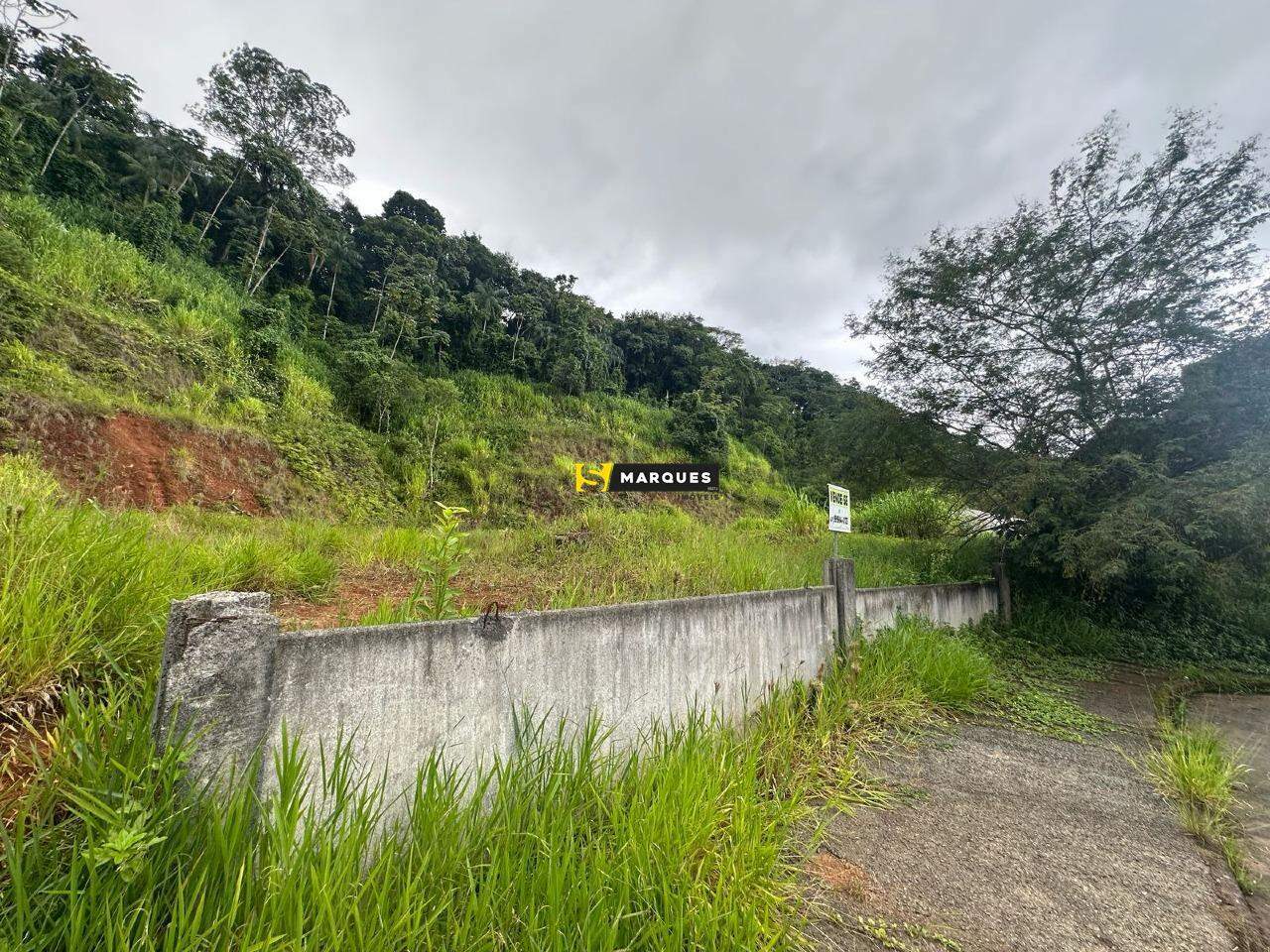 Lote/Terreno de 594m² no bairro Jardim Sofia, em Joinville | Eu Corretor