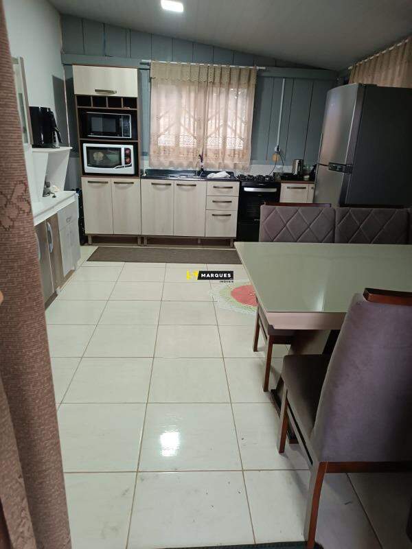 Casa de 2 quartos, 540m² no bairro Paranaguamirim, em Joinville | Eu Corretor
