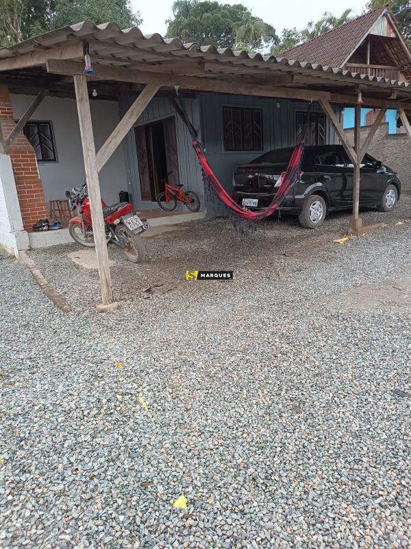 Casa de 2 quartos, 540m² no bairro Paranaguamirim, em Joinville | Eu Corretor