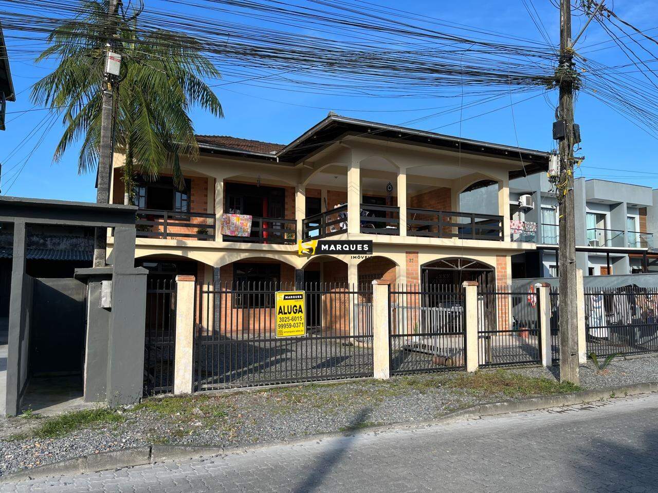 Casa para alugar  no Vila Nova - Joinville, SC. Imóveis