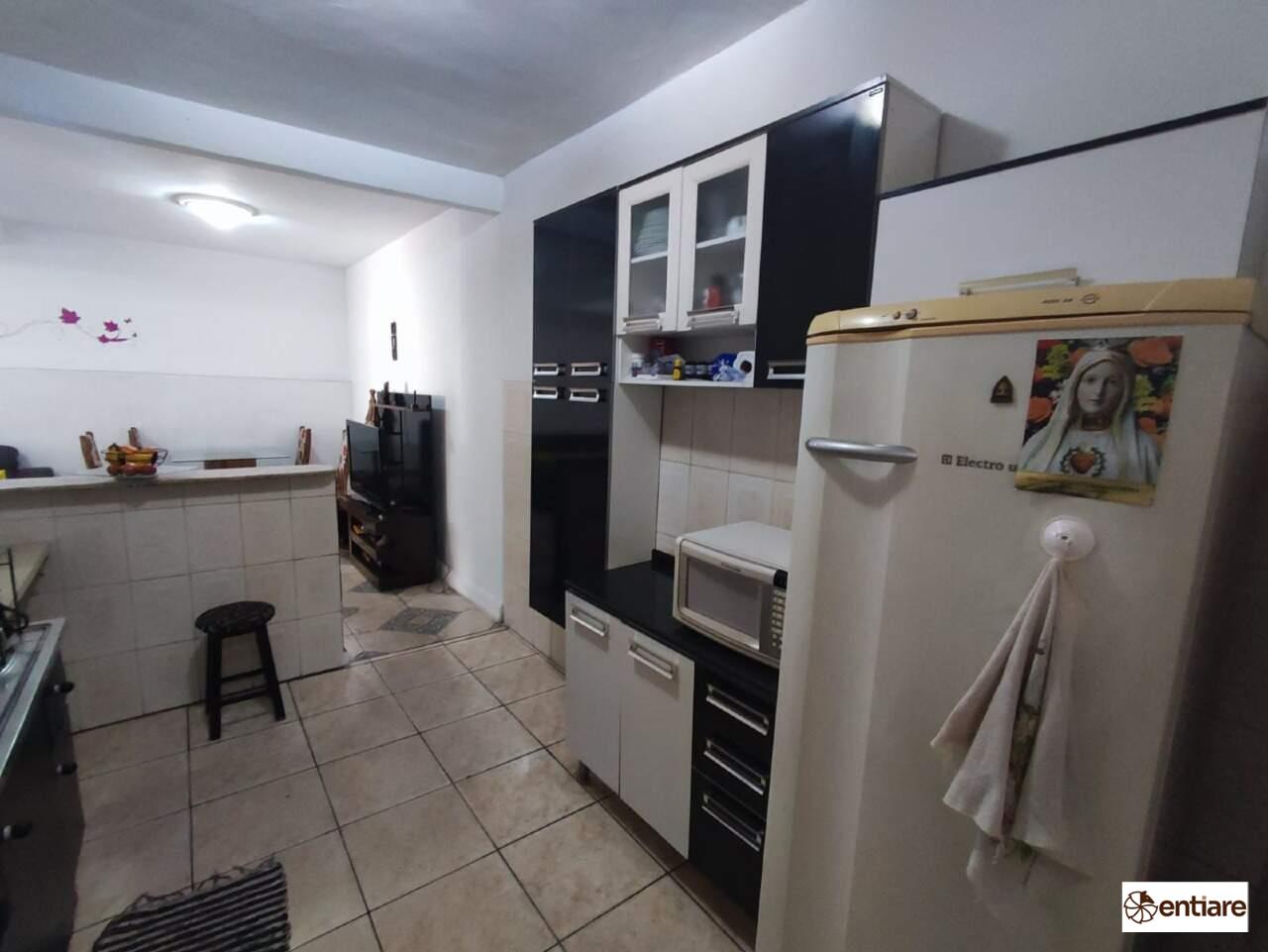 Casa, 4 quartos, 200 m² - Foto 1