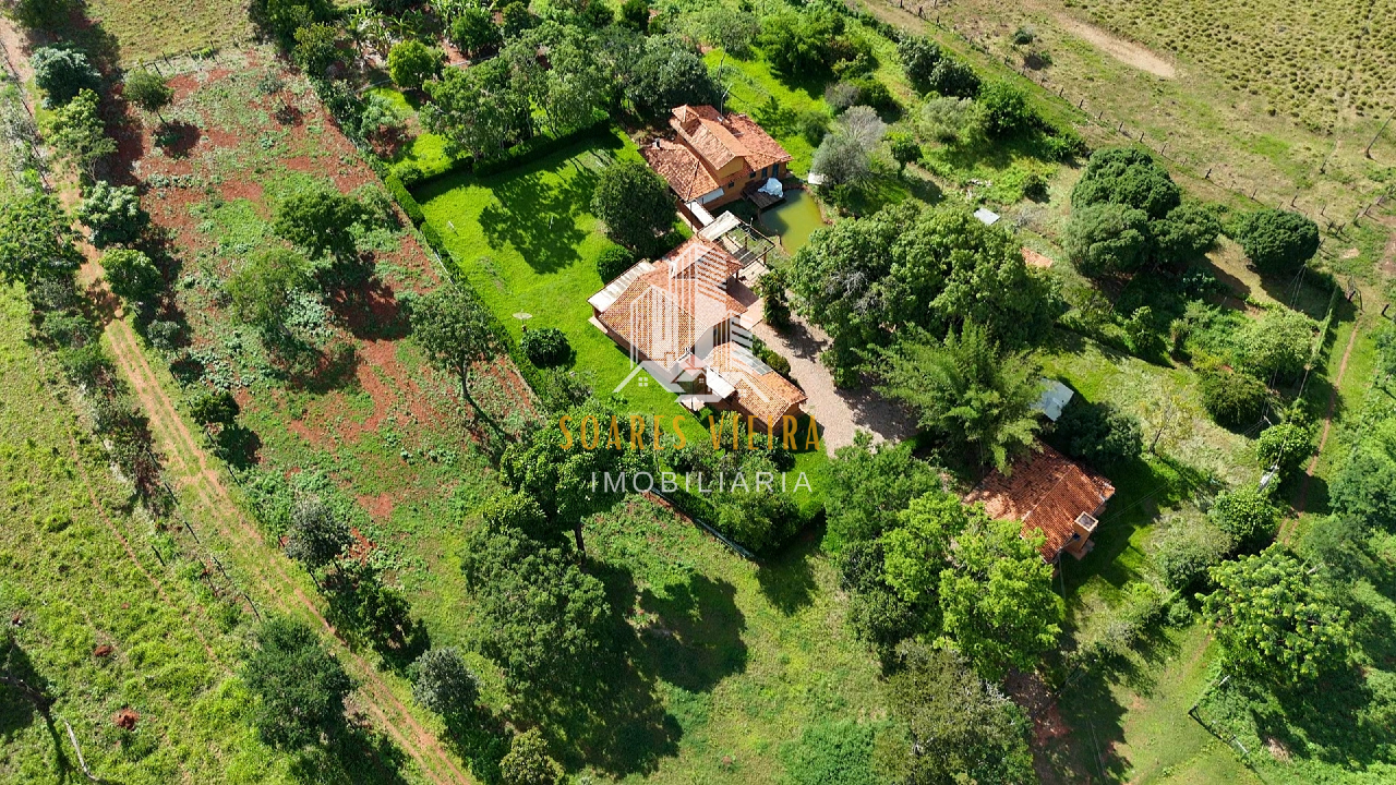 Fazenda à venda no Centro: 