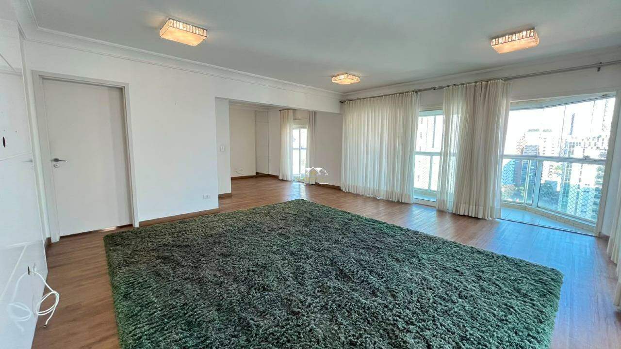 Apartamento à venda no Jardim: 