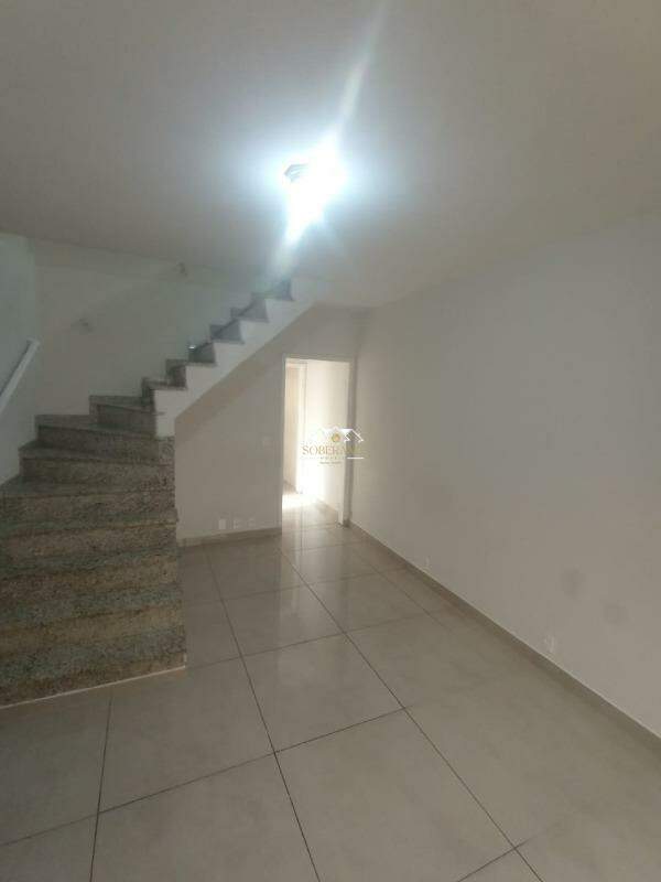 Sobrado à venda no Vila Palmares: 