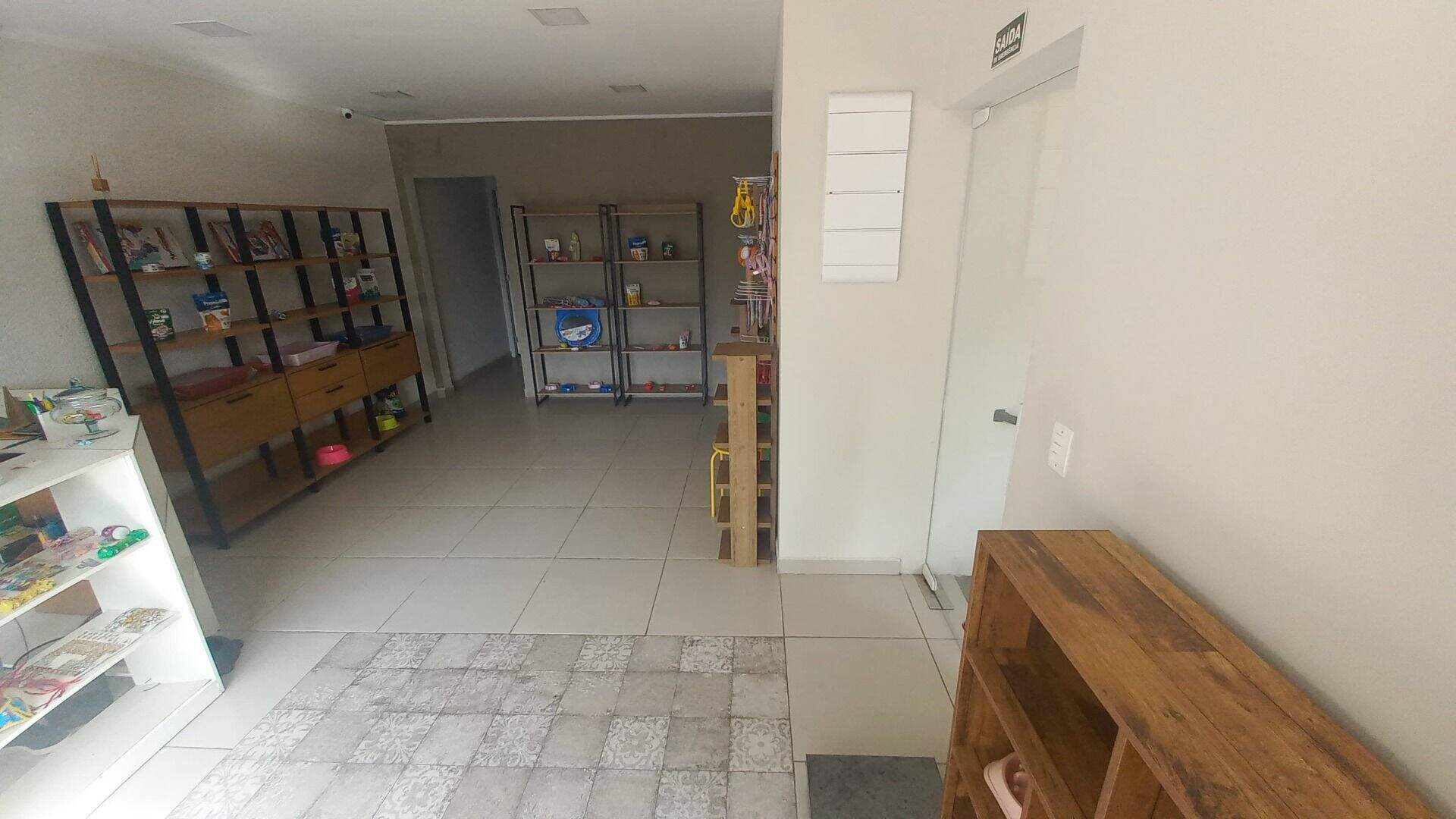 Salão para aluguel no Campestre: 