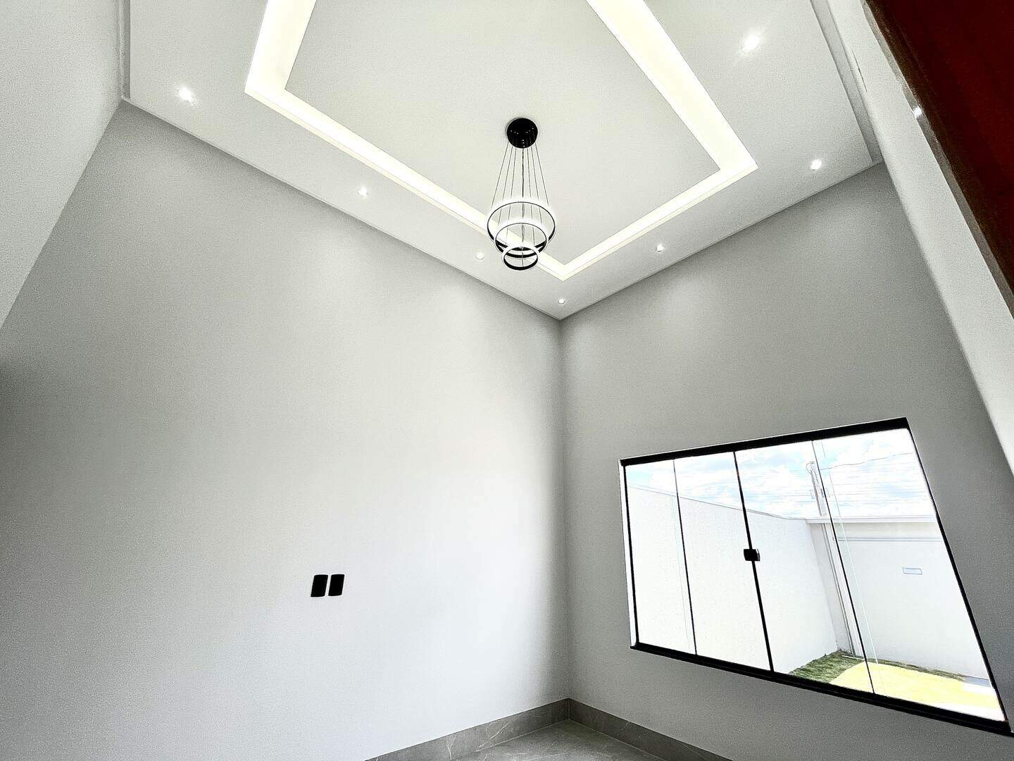 Casa à venda no Jardim Privê das Caldas: 