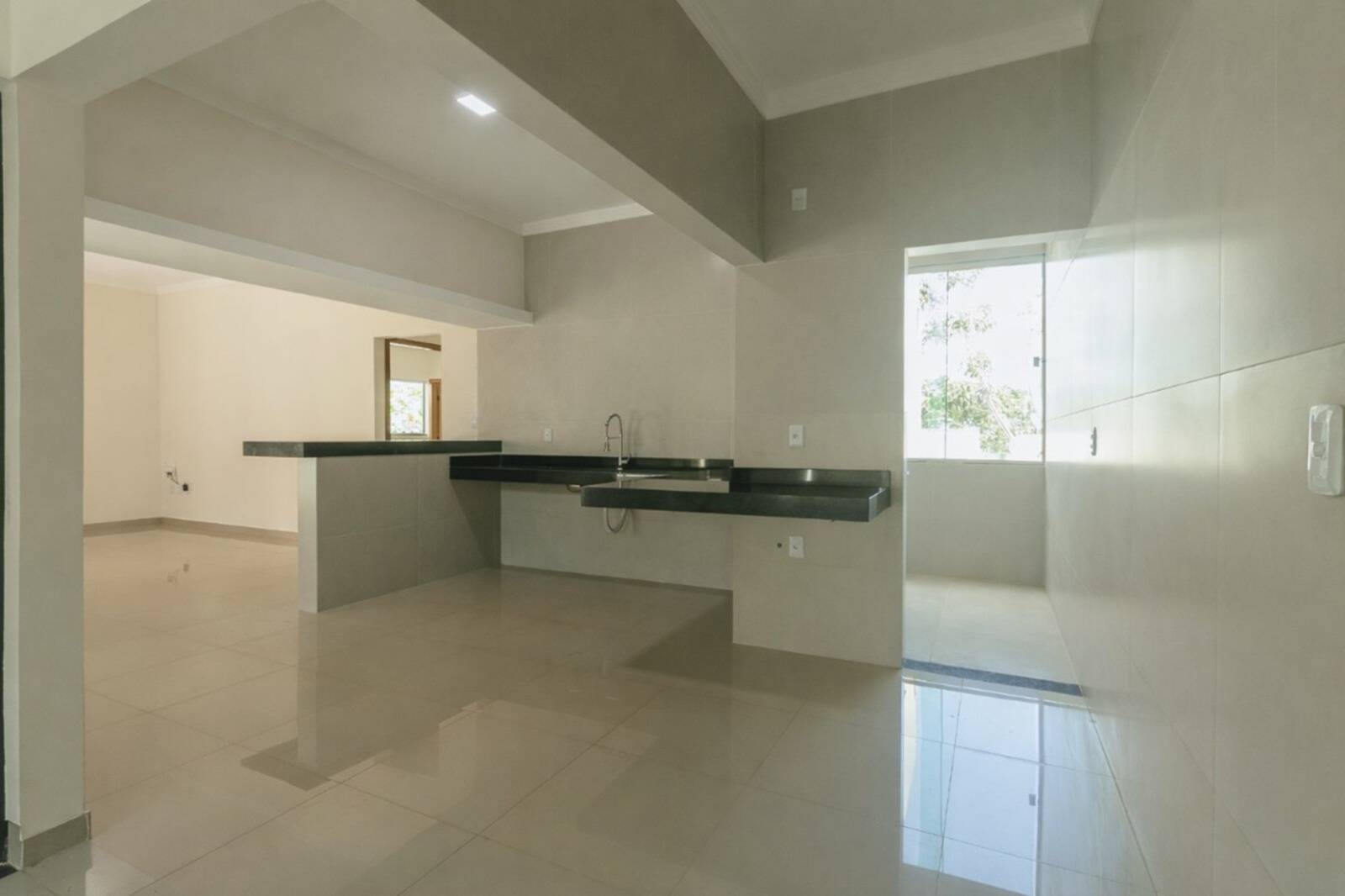 Casa à venda no Setor Serrinha: 