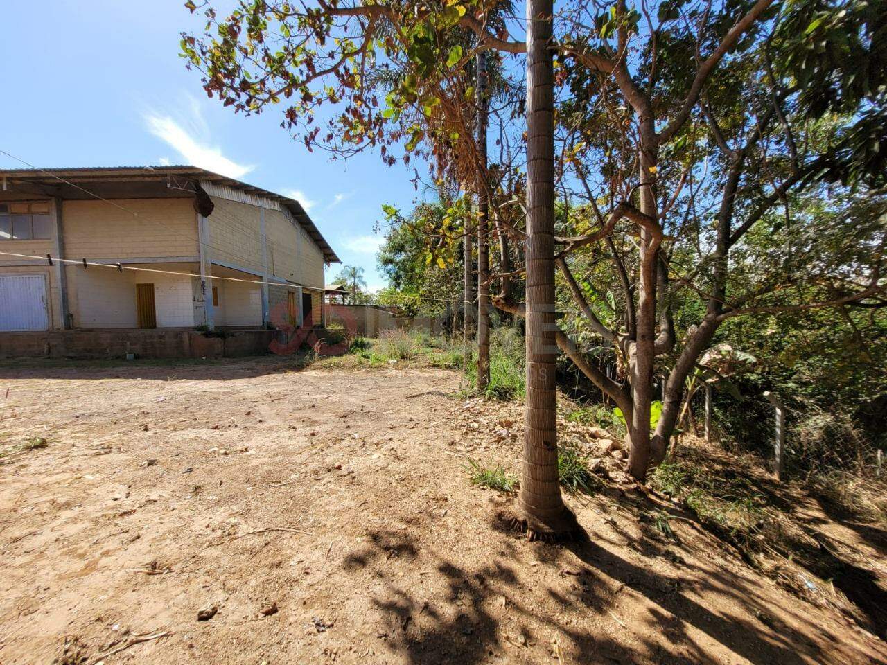 Comercial à venda no Jardim Privê das Caldas: 