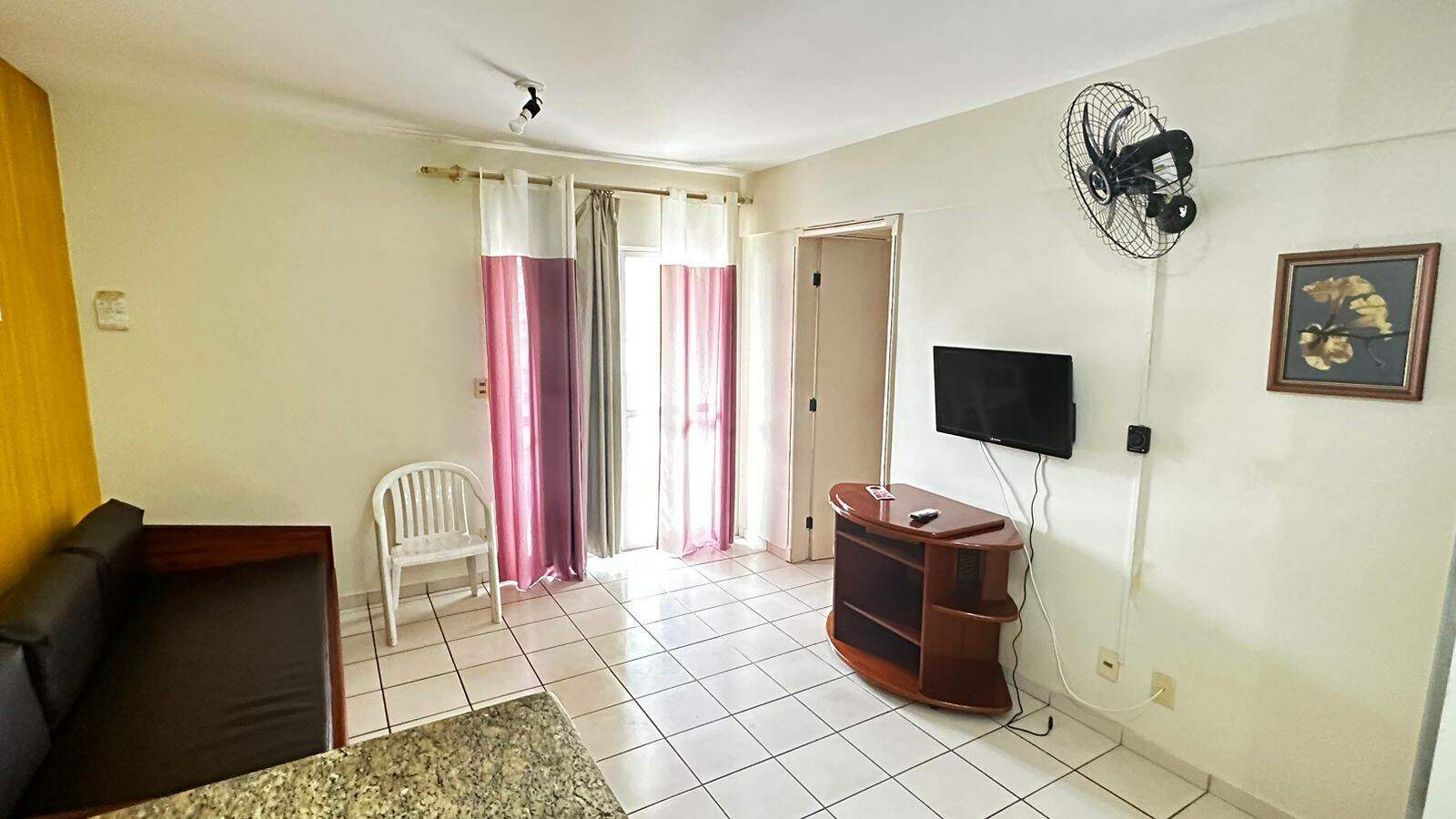 Apartamento para aluguel no Do Turista: 