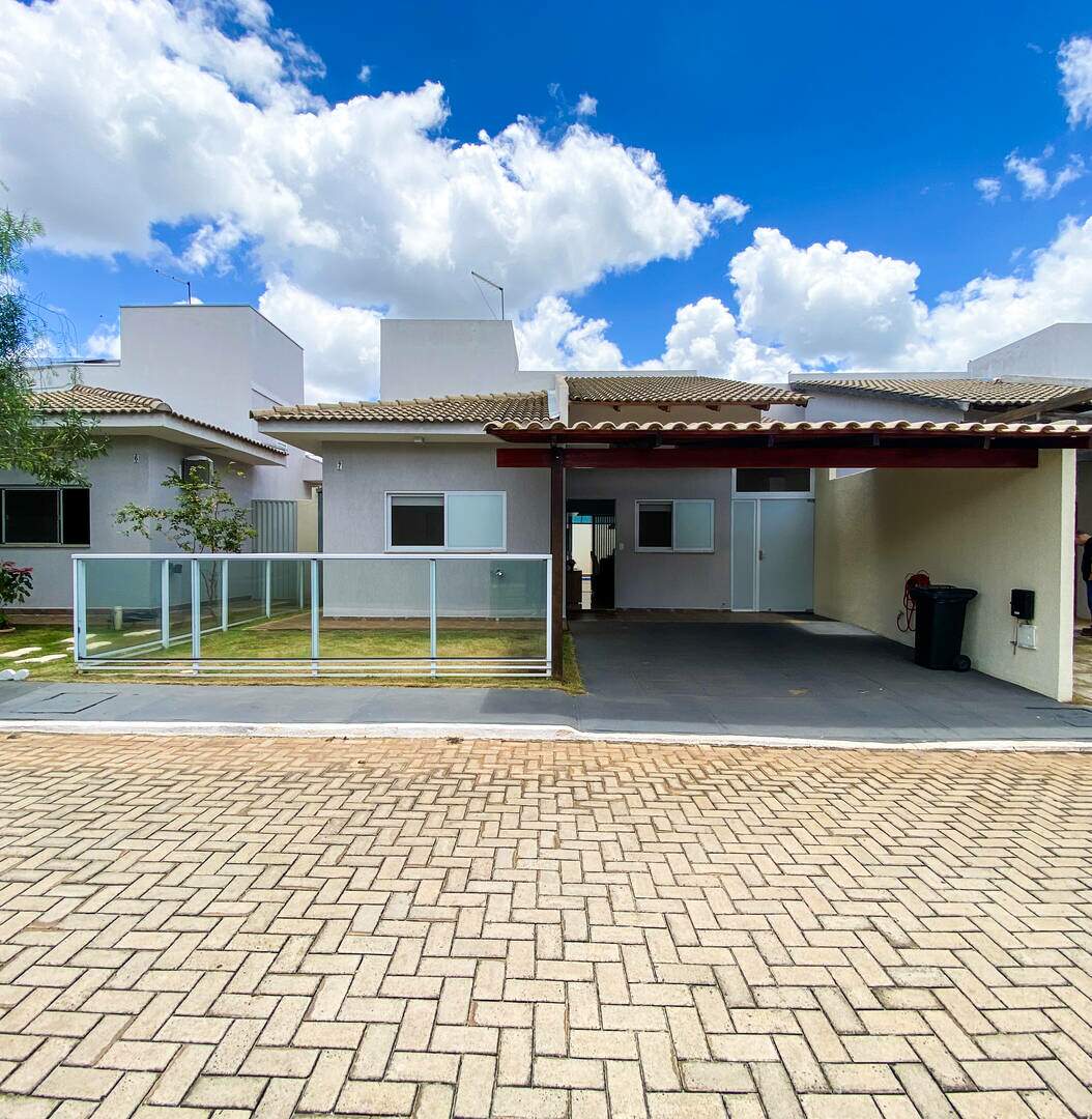 Casa à venda no Setor Lagoa Quente: 