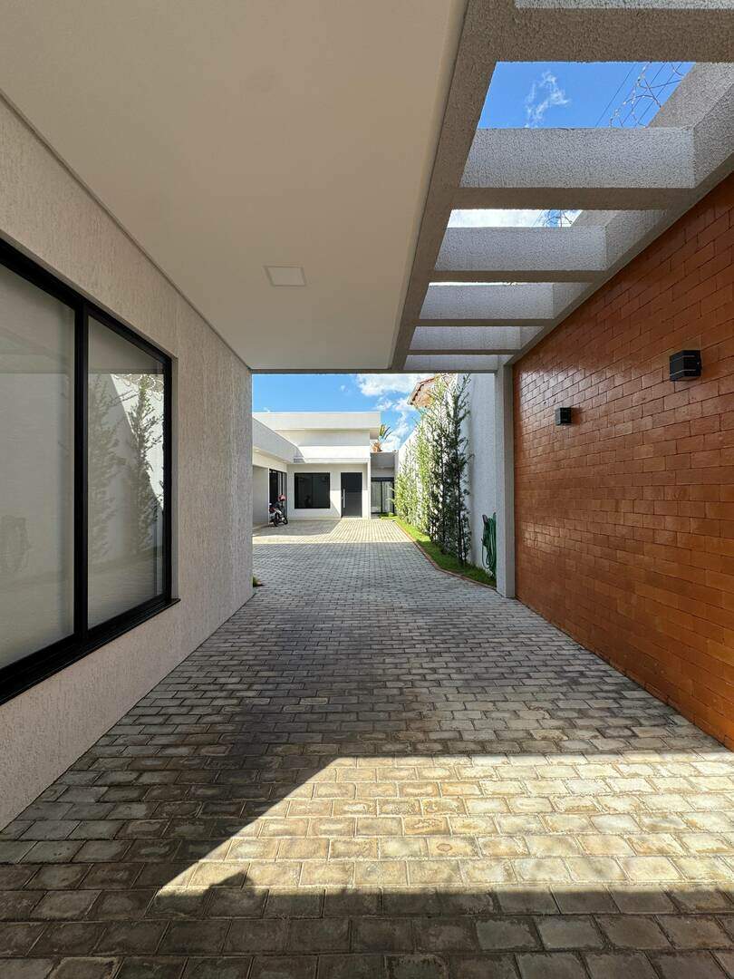 Casa à venda no Bandeirante: 