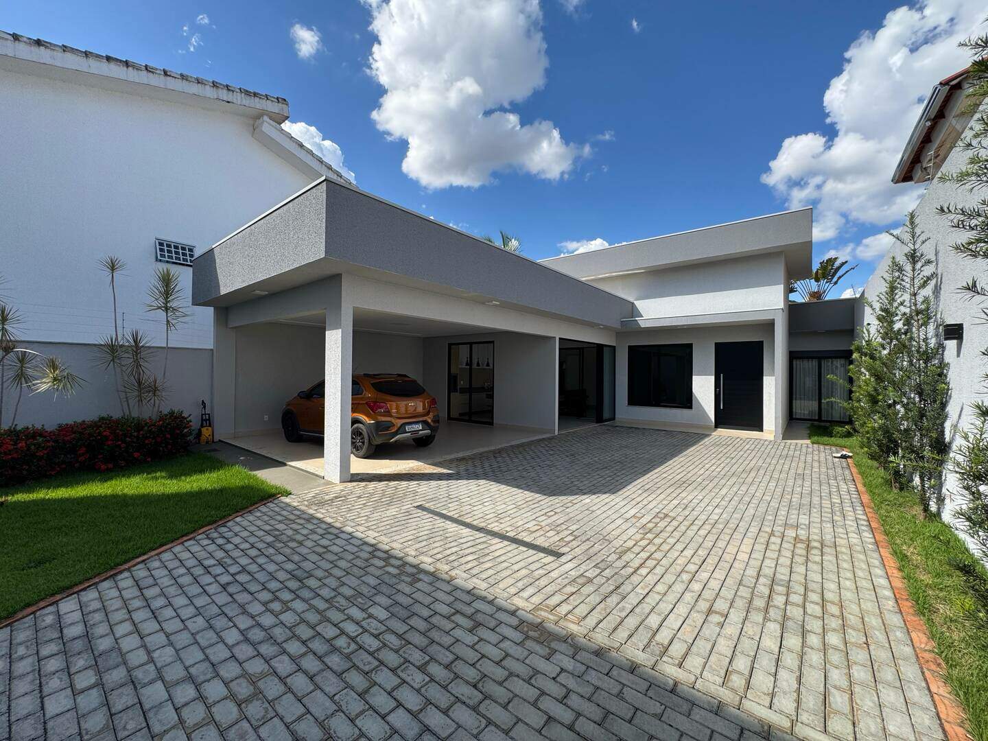 Casa à venda no Bandeirante: 