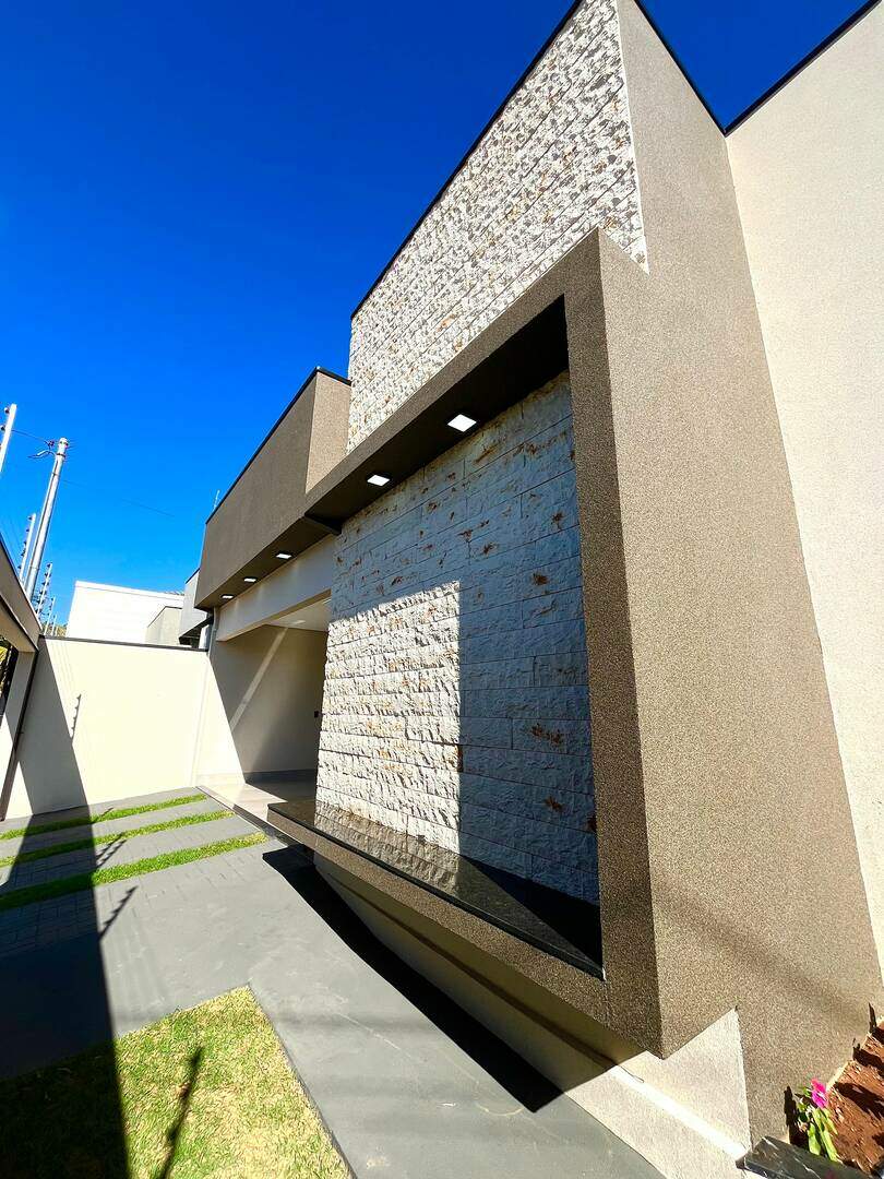 Casa à venda no Jardim Hanashiro: 