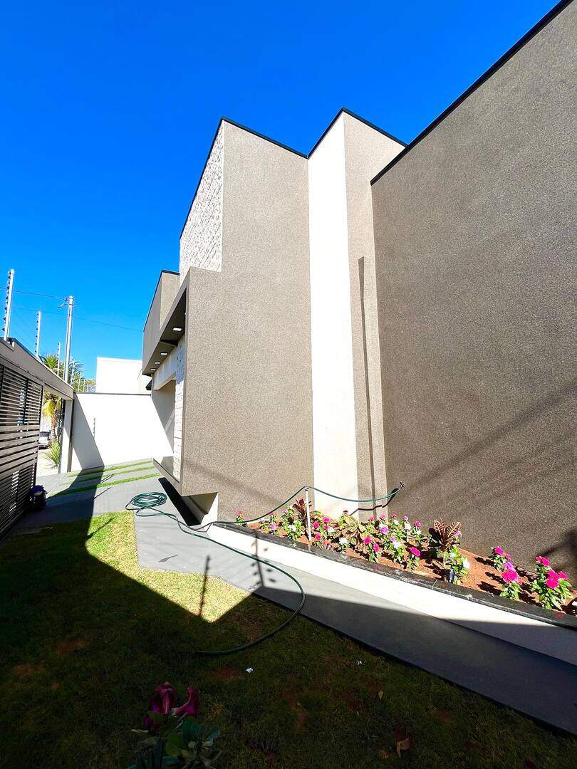 Casa à venda no Jardim Hanashiro: 