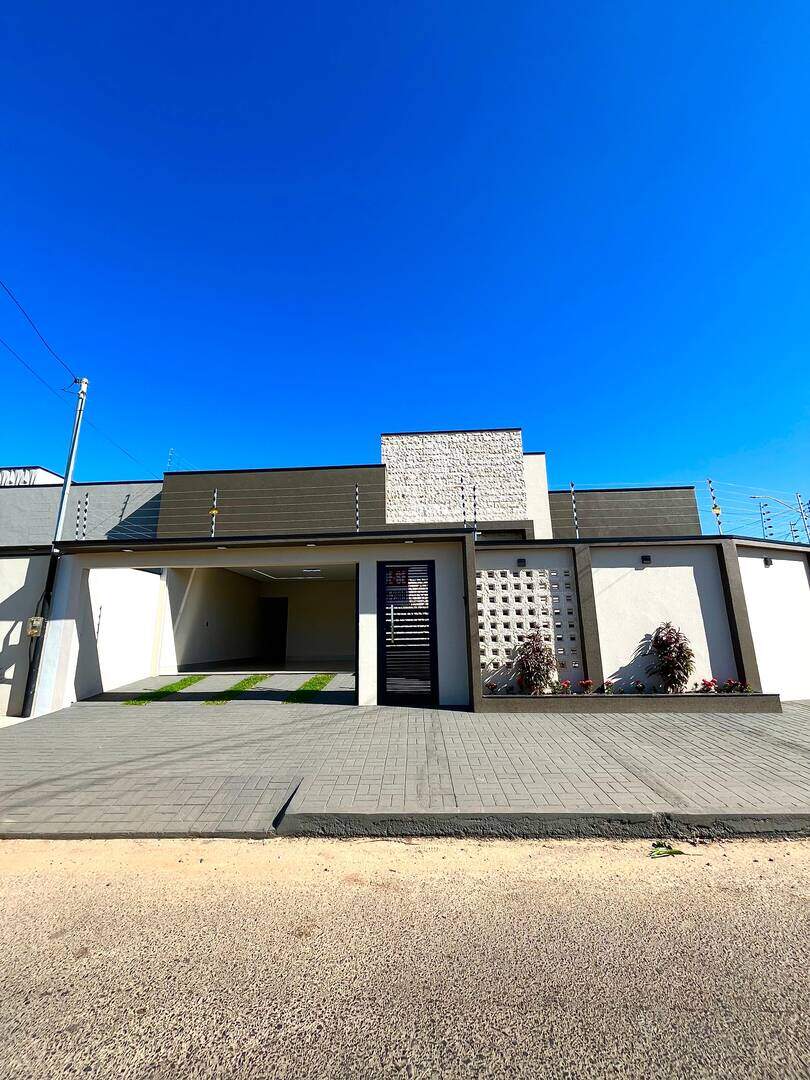 Casa à venda no Jardim Hanashiro: 