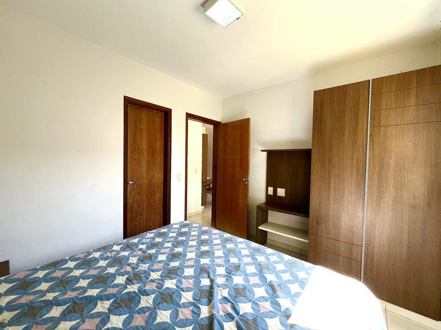 Apartamento à venda no Condomínio Aldeia do Lago Flats e Bangalôs: 