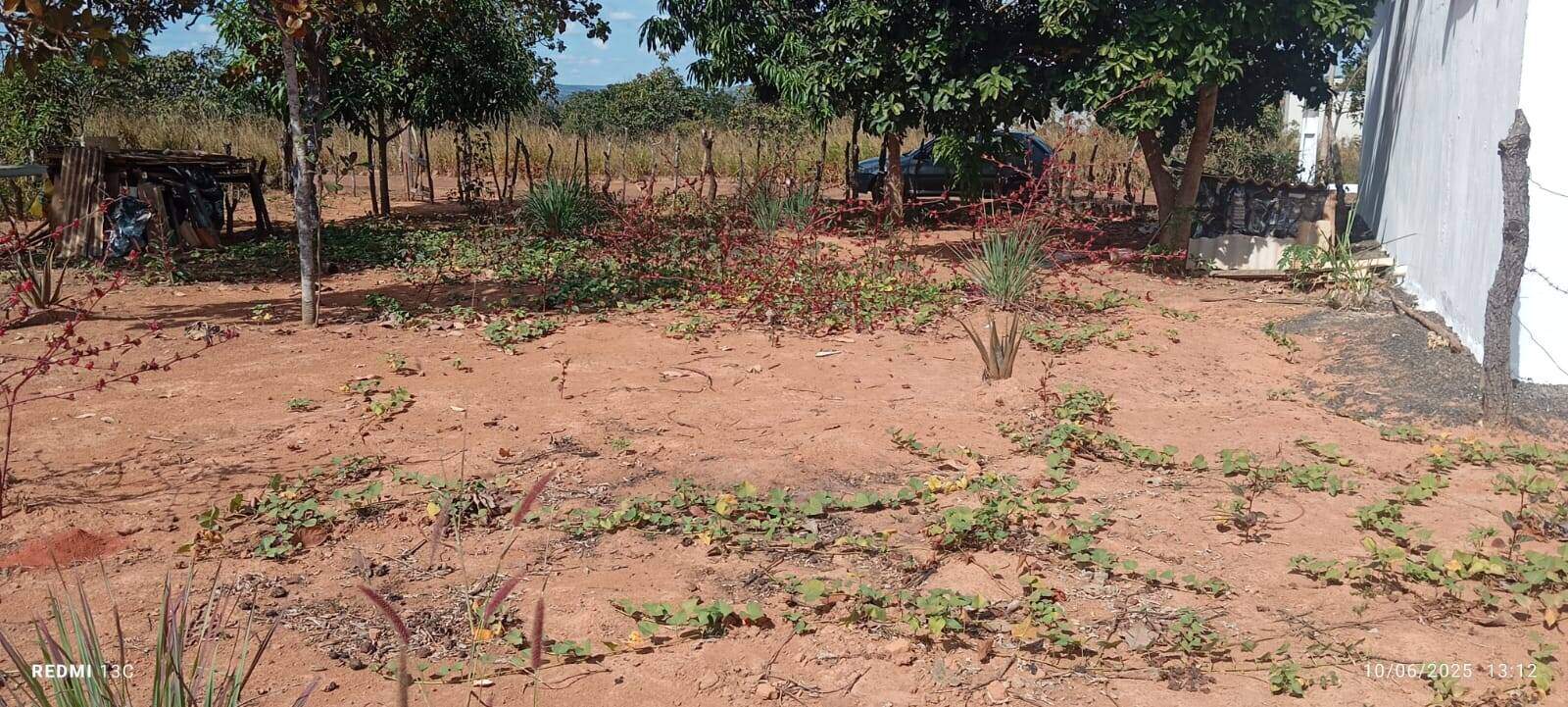 Terreno à venda no Lagoa Quente: 