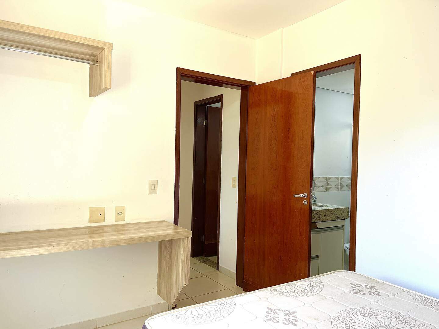 Apartamento à venda no Condomínio Aldeia do Lago Flats e Bangalôs: 